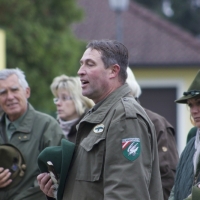 Ordenspräsident Martin bedank sich für die 40 Jahre Jagdfreundschaft