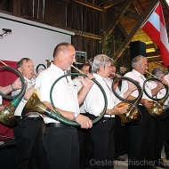 Die Jagdhornbläsergruppe Carnuntum begleitet den ÖFO durch die gesamte Feier