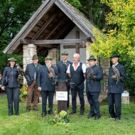 ÖFO vor Hubertuskapelle in Pachfurth